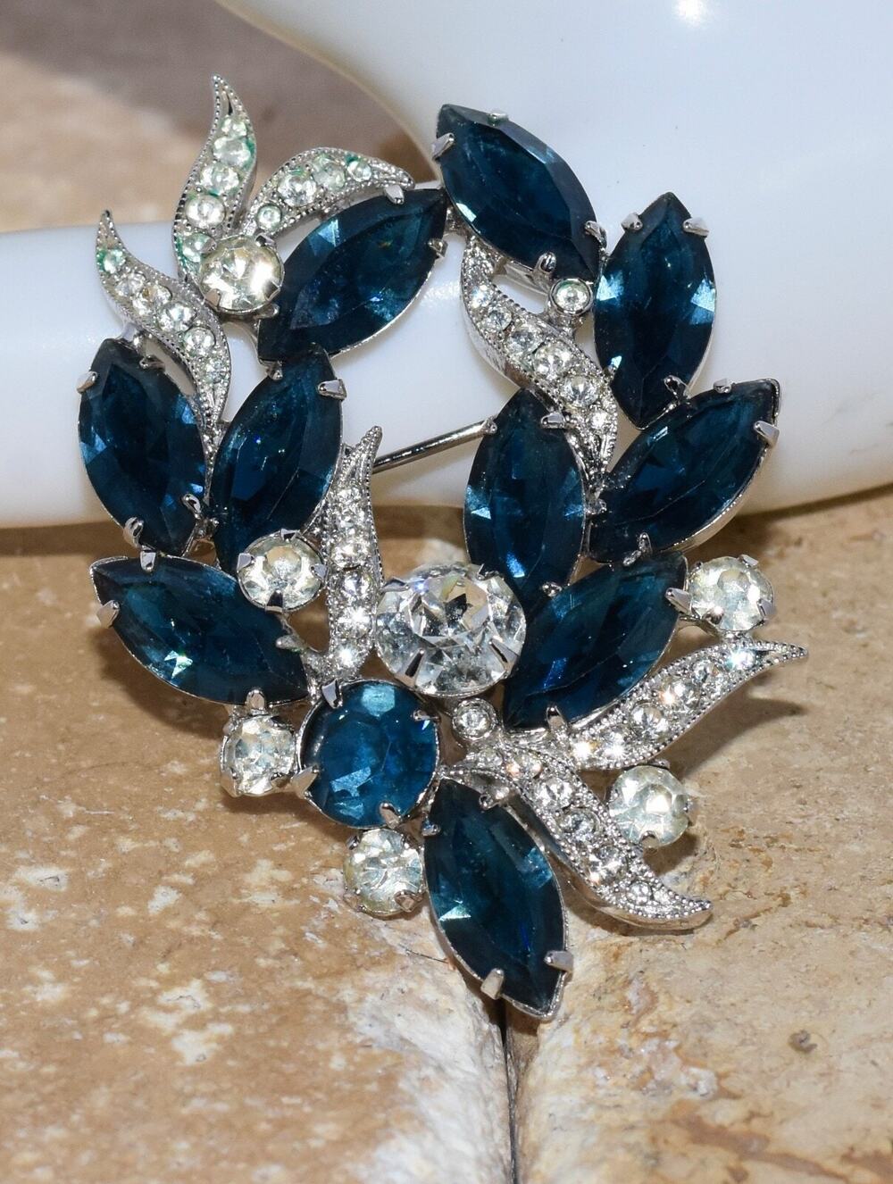Vintage Eisenberg Ice Rhinestones Silver Tone Pin Brooch